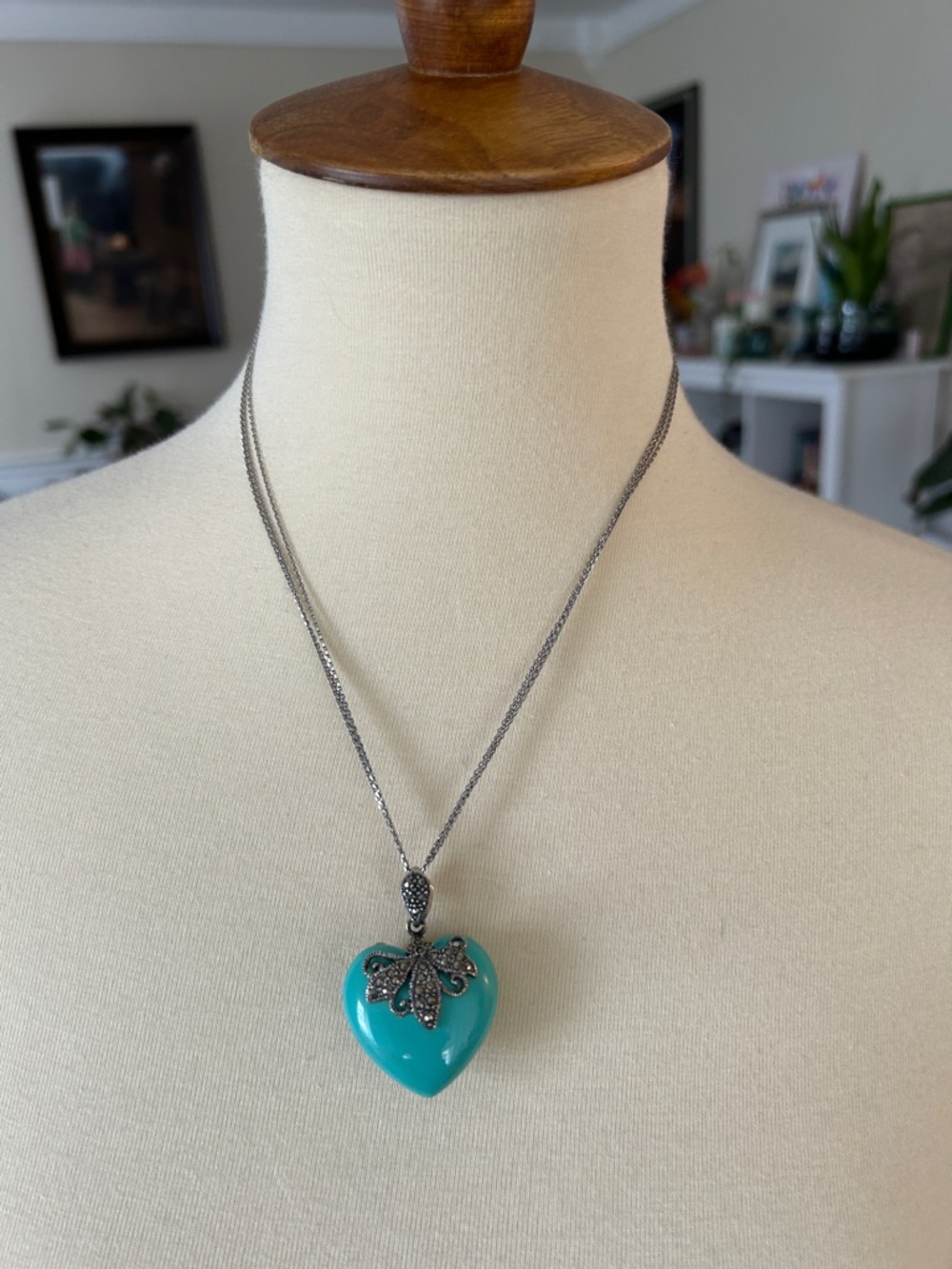 Turquoise Heart Pendant Necklace with Filigree Accent - Unbranded
